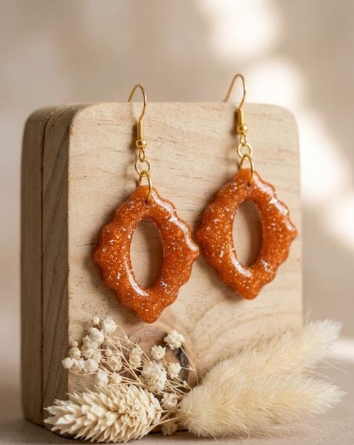 Handgemachte Ohrringe Gold Orange | Polymer Clay Hängeohrringe | Herbst Statement Schmuck | Geschenk Frau | Golden Dust