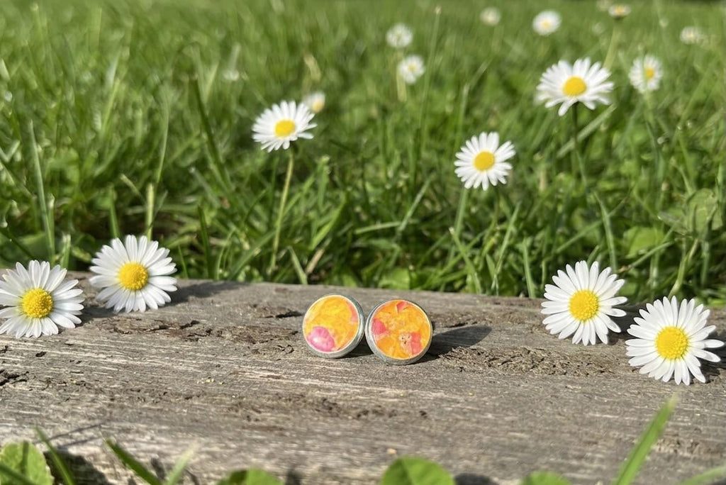 Handgemachte Ohrstecker Orange Gold | Polymer Clay Stecker Blattgold | Sommerlicher Statement Schmuck | Geschenk für Frauen | Sunset Glow