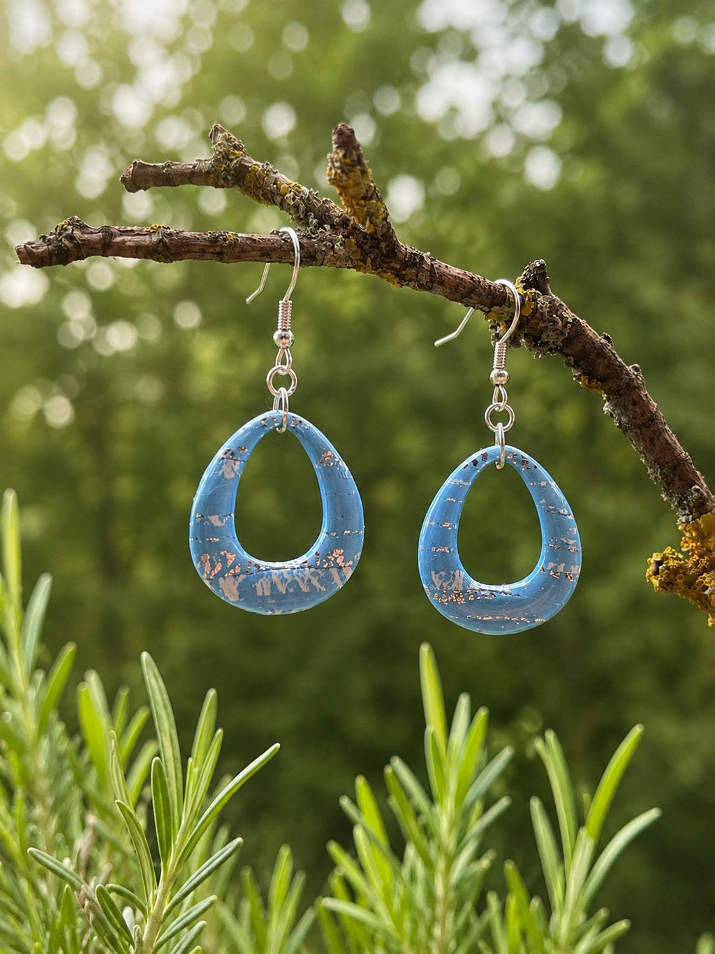 Polymer Clay Ohrringe Blau | Handgemachte Ohrhänger | Statement Schmuck | Eisblau Schimmer | Boho Geschenk für Frauen | Arctic Sky