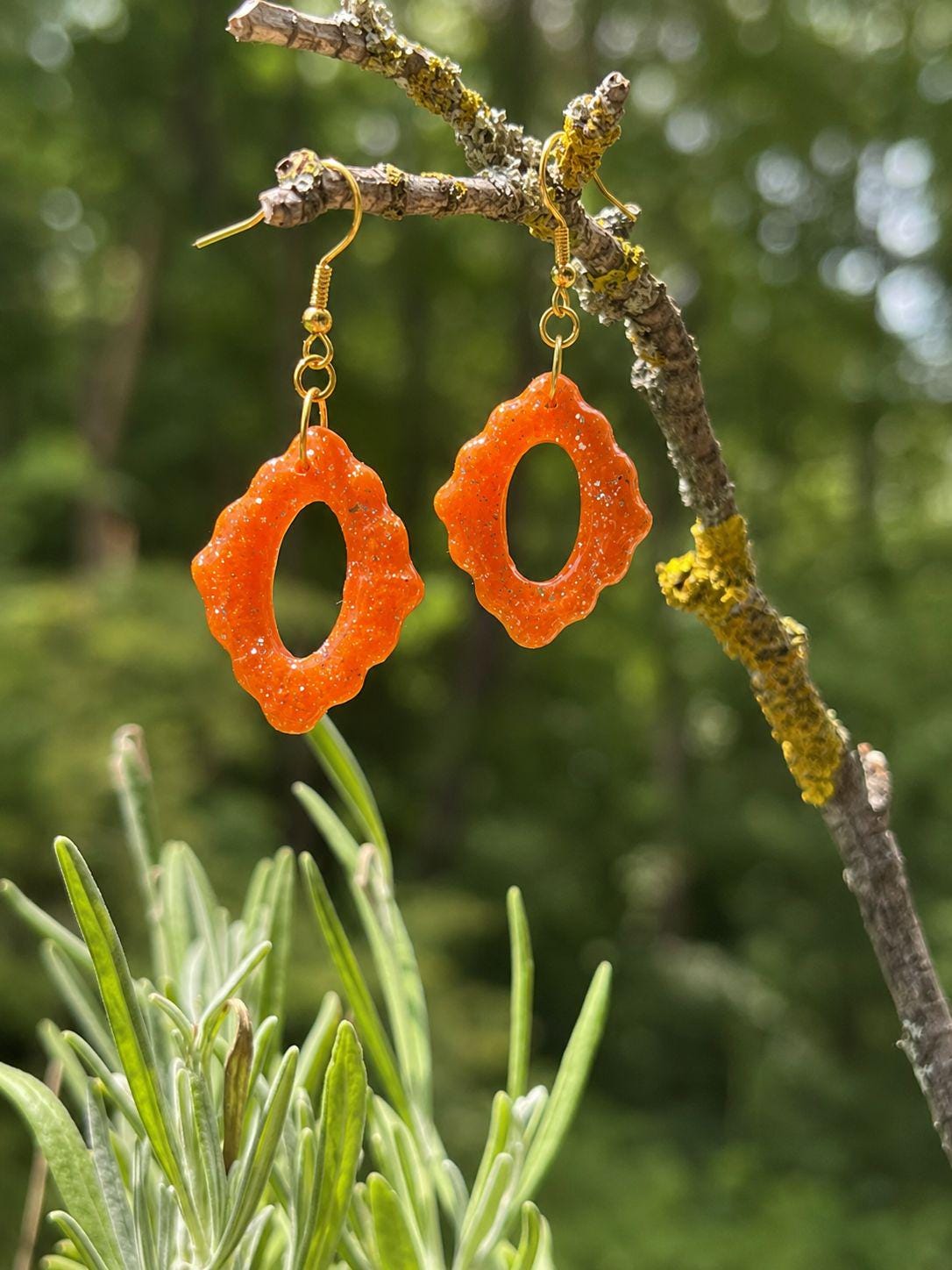 Handgemachte Ohrringe Gold Orange | Polymer Clay Hängeohrringe | Herbst Statement Schmuck | Geschenk Frau | Golden Dust