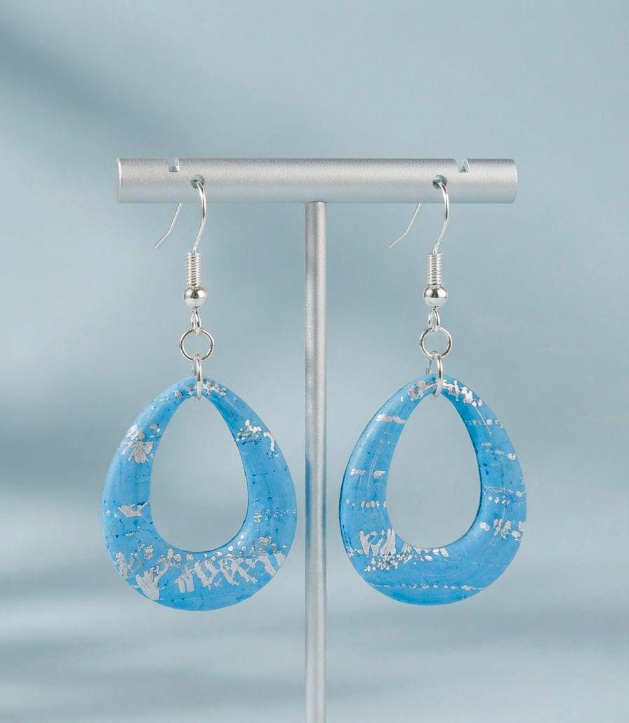 Polymer Clay Ohrringe Blau | Handgemachte Ohrhänger | Statement Schmuck | Eisblau Schimmer | Boho Geschenk für Frauen | Arctic Sky